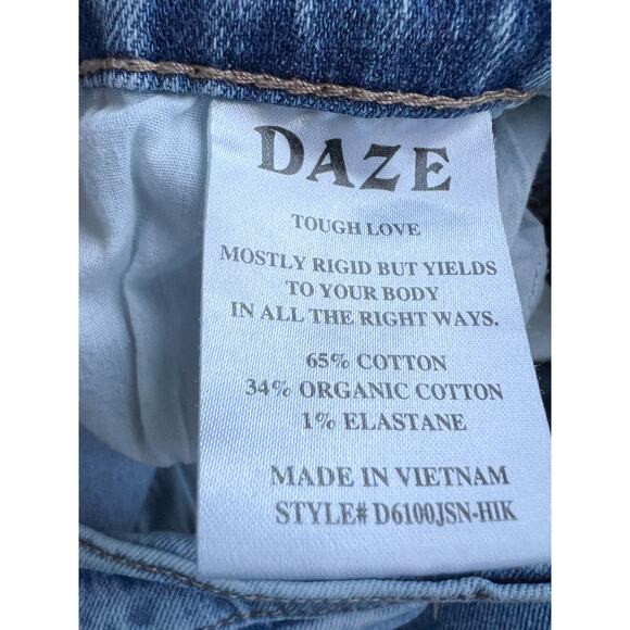 Daze Denim Jeans Sz 27 Straight Tough Love Stretch High Rise Distressed Hem - Picture 8 of 10